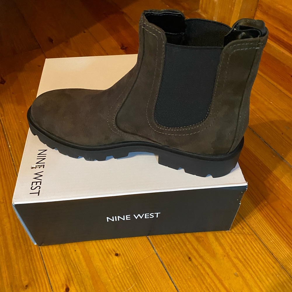 Nine West new boots from Nordstrom. Never worn. Size 8.